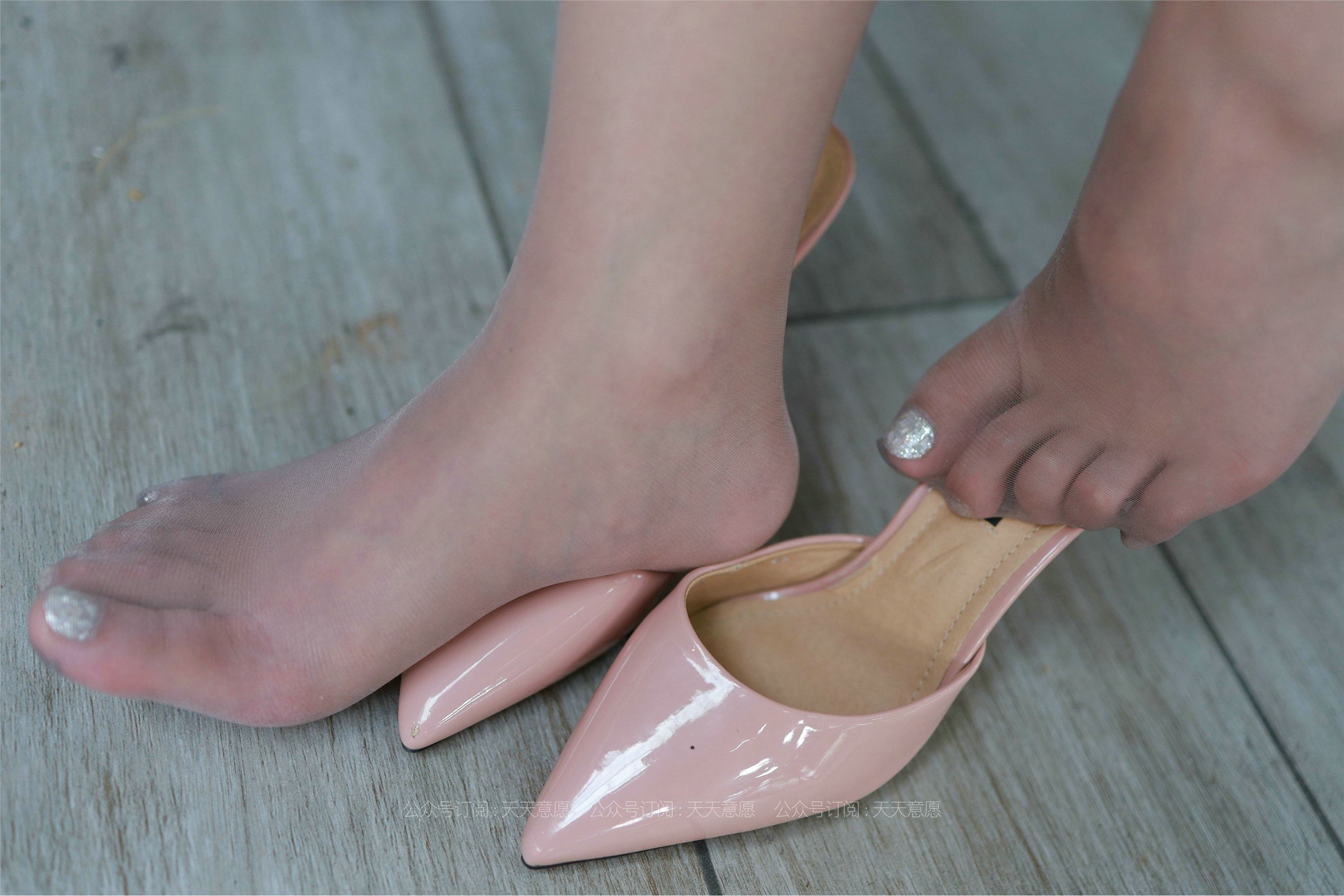 IESS异思趣向 - 模特：秋秋《和你有个约会》